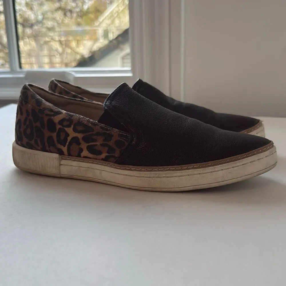 Naturalizer Zola Slip Ons Size 8.5